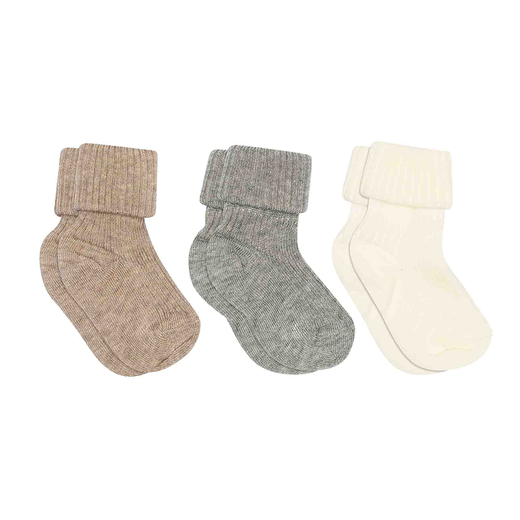 MPkids Strømper - Cotton rib baby socks - 3-pack i Grey Melange, Creme Melange, Cherry Blossom, Dusty Blue, Multi, Aquamarine, Beige Melange og Lavender Sky  Køb grey melange, creme melange, cherry blossom, dusty blue, multi, aquamarine, beige melange og lavender sky Strømper fra MPkids hos MP Denmark