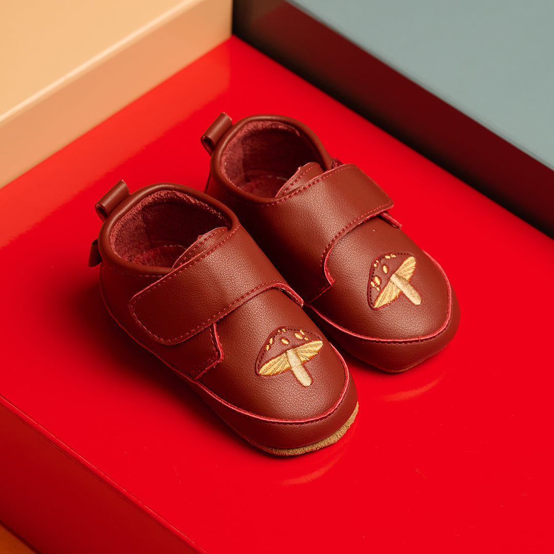 Mushroom leather slipper