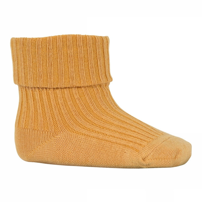 MPkids Strømper - Cotton rib baby socks i Ochre  Køb ochre Strømper fra MPkids hos MP Denmark