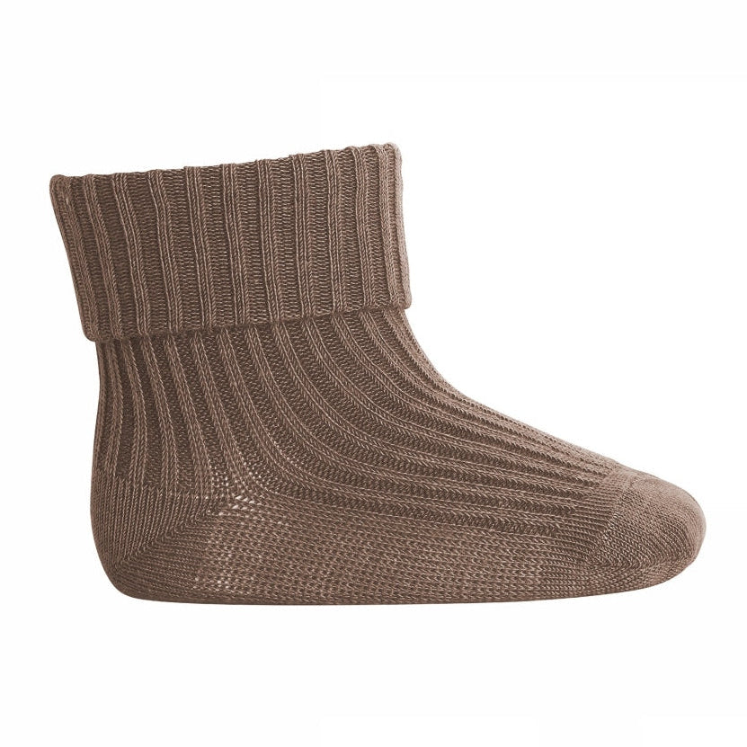MPkids Strømper - Cotton rib baby socks i Brown Sienna  Køb brown sienna Strømper fra MPkids hos MP Denmark