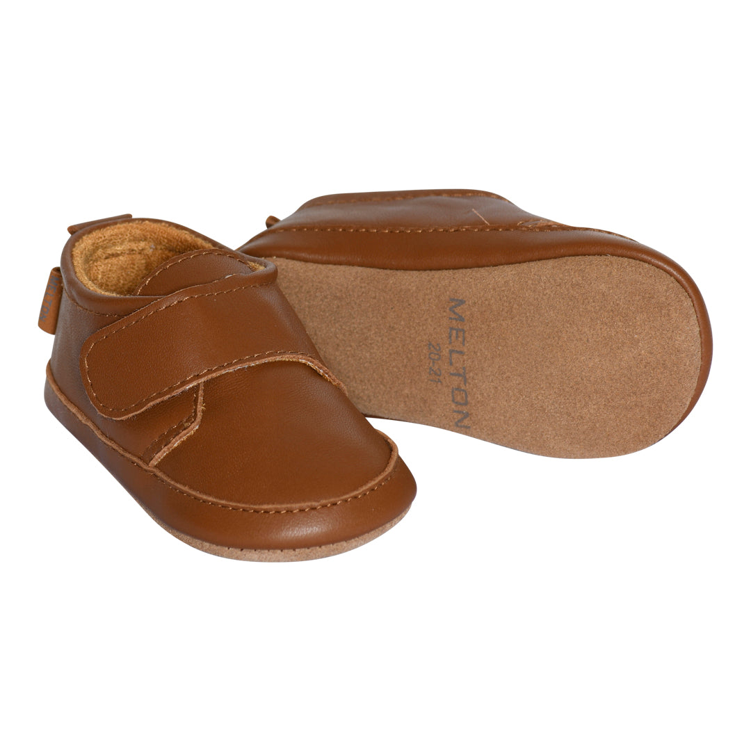 Classic leather slippers