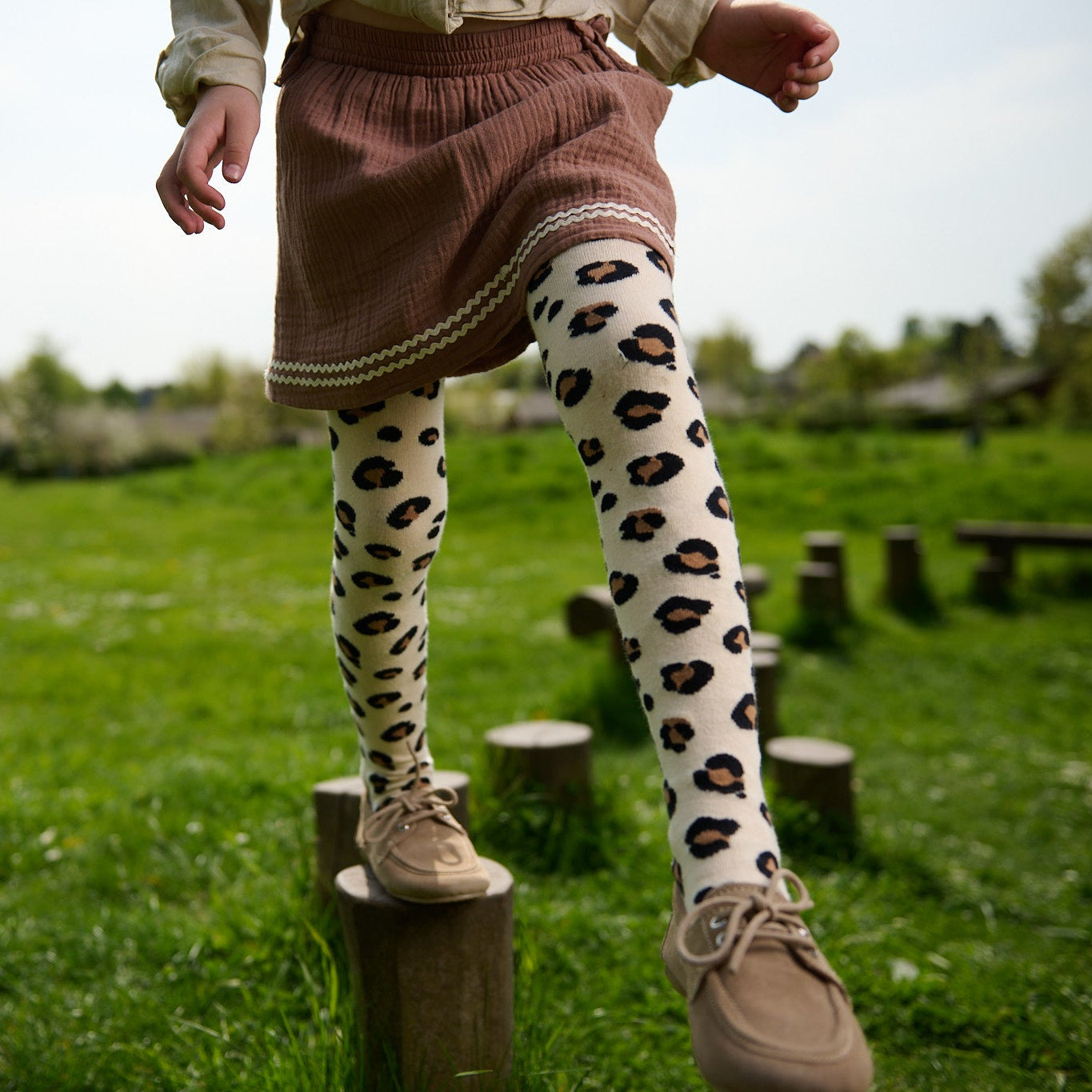Leopard tights