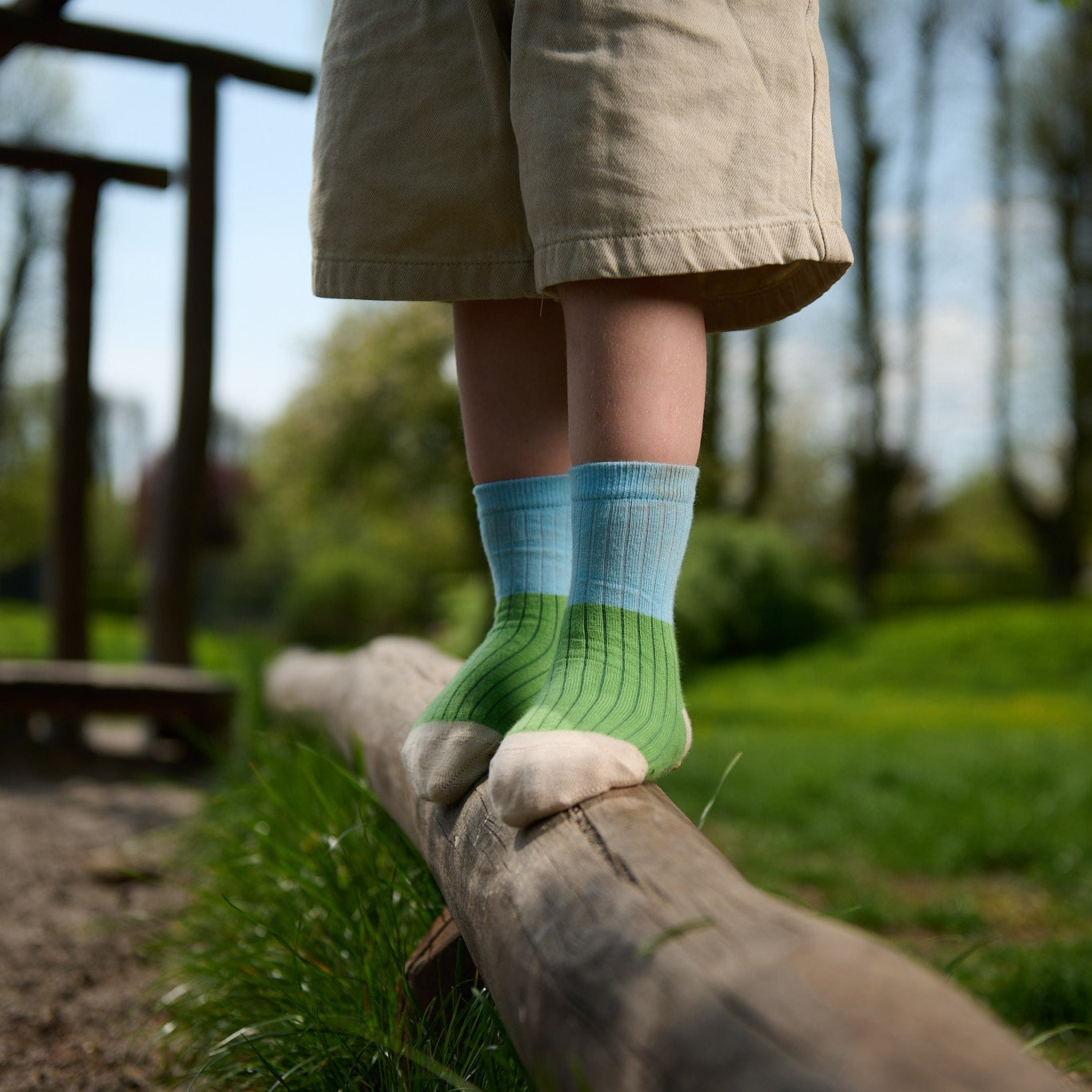 Block colour socks